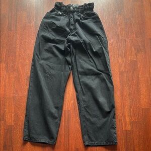 Black Chinos with High-Waisted Relaxed Fit